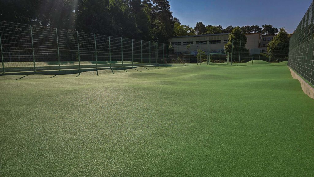 Motorikspielfeld Schulsportanlage Wilhelm-Busch-Grundschule Detailansicht