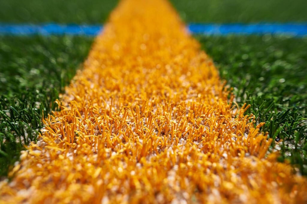 Detailaufnahme des Kunstrasenplatzes der Sportanlage des SV 1908 Grün-Weiss Ahrensfelde